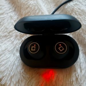 Ear buds with charging case and USB